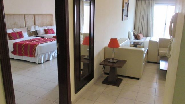 Parkside Hotel Apartment Dubái Facilidades foto